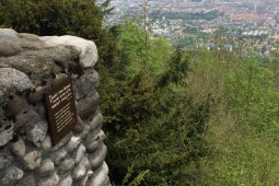 Bergklub: Lobpreistafel auf dem Uetliberg